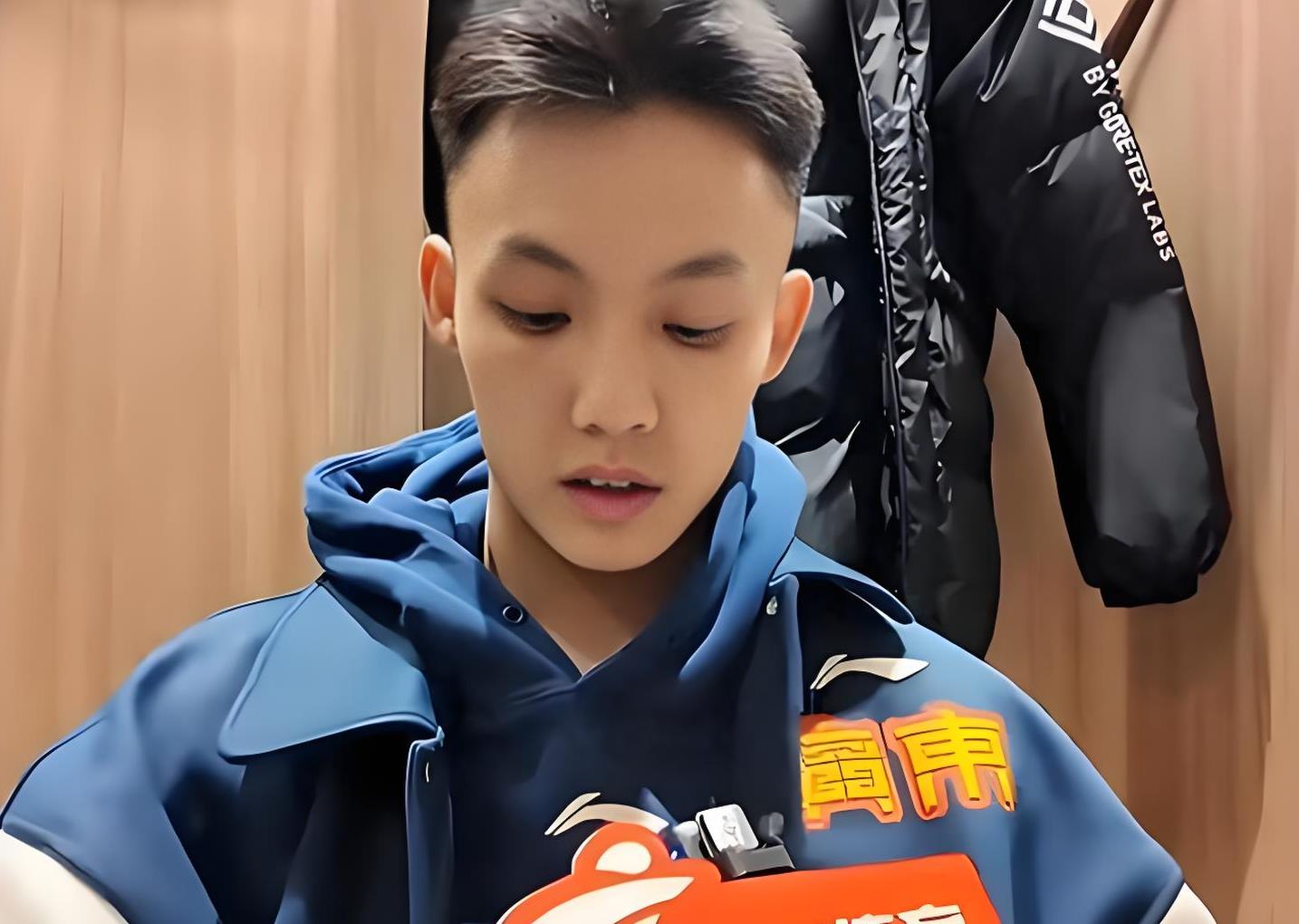 1995年广东宏远足球队名单-开云入口