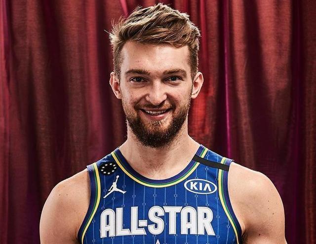 今夜尼斯备战全明星赛，回应争议细节曝光，压力陡增，身体对抗强度拉满(全明星街球派对扬尼斯)-开云app