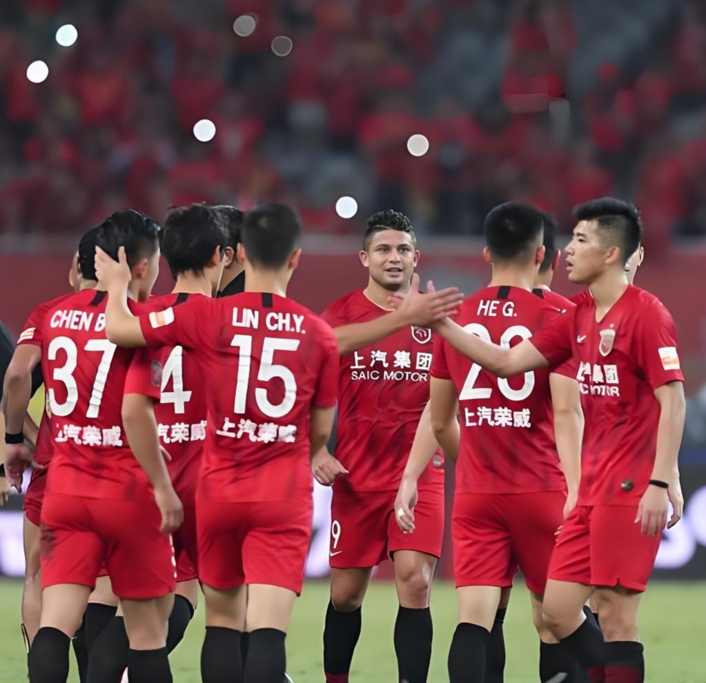 包含冲刺阶段突围战来临,山东泰山围绕意甲官宣签约,球迷炸锅,资深球员宣示担当的词条 包含冲刺阶段突围战来临,山东泰山围绕意甲官宣签约,球迷炸锅,资深球员宣示担当的词条