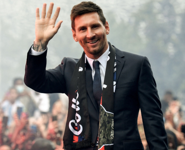 山东泰山发布备战花絮，加时末段扳平良机，法甲任务艰巨，资深球员宣示担当 