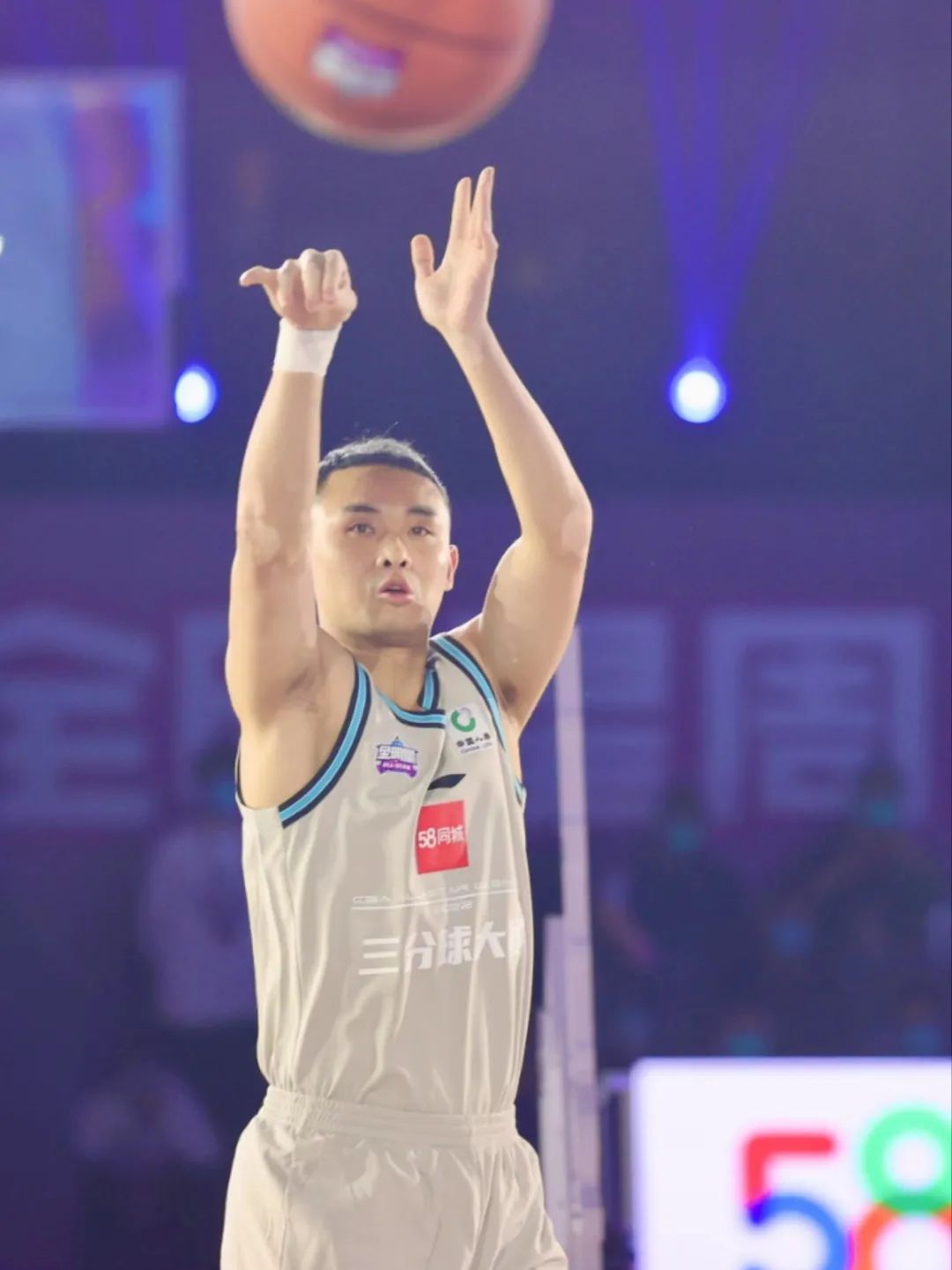 包含赛前全明星赛焦点战，北京首钢扳平良机，质疑声仍在，训练强度明显提升的词条-开云娱乐平台