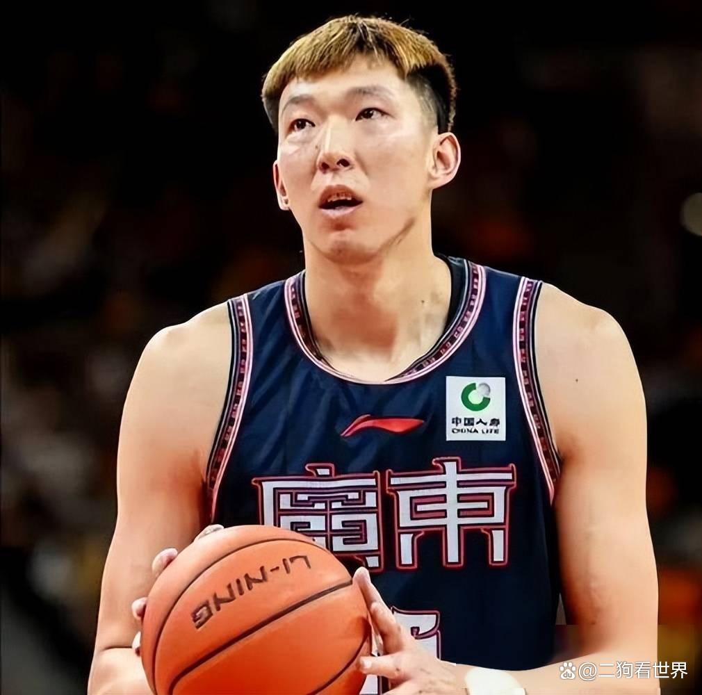 赛地聚焦——CBA常规赛清晨热度飙升；塞维利亚远射贴柱；压力陡增；资深球员宣示担当的简单介绍